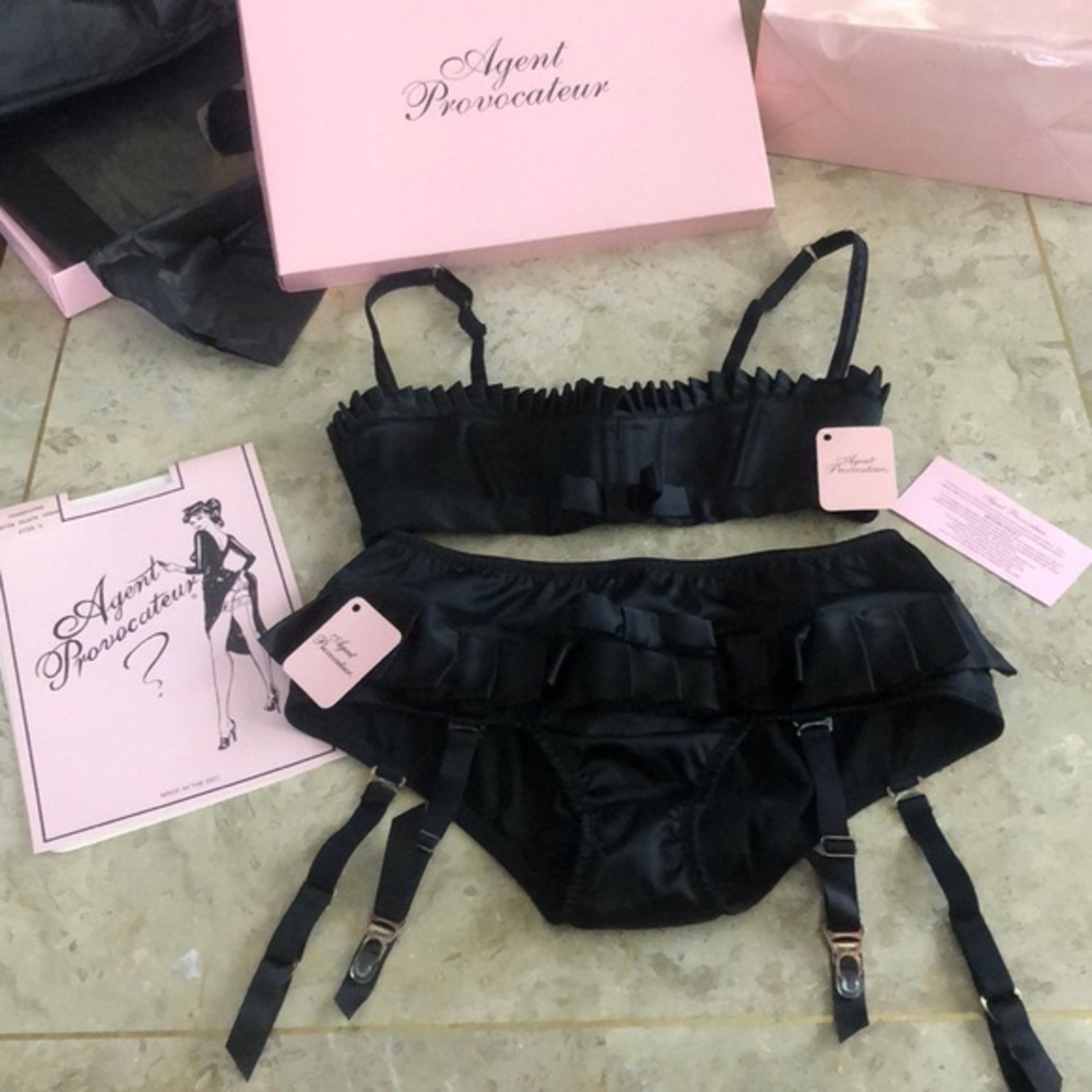 Agent Provocateur NEW Gangster Bra Garter Panty